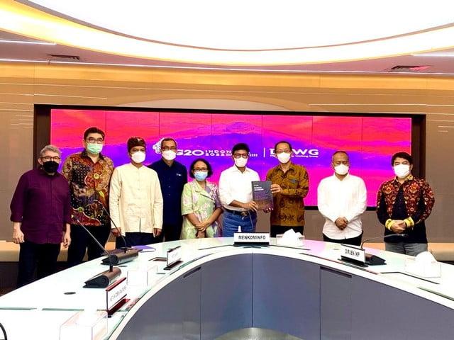 Kominfo Terima Naskah Akademik Regulasi Hak Penerbit